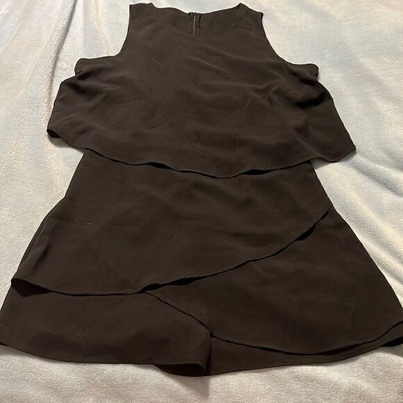 New Sleeveless Black Romper - Picture 1 of 4